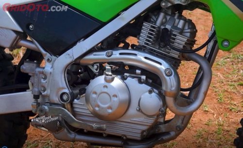 Mesin KLX140R F Lebih Ngacir Dari KLX150 SE, Ternyata Banyak Bedanya!