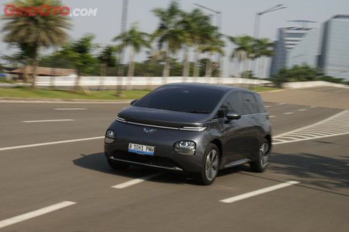 Wuling, Lewat Beragam Kondisi Jalan, Baterai Wuling Cloud EV Cukup Irit