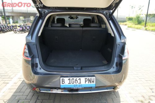 Wuling, Selain Dari Tuas, Ada Tiga Cara Unik Buka Pintu Bagasi Wuling Cloud EV