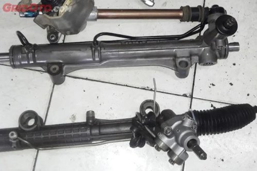Setir Mobil Bergetar Saat Belok? Bisa Jadi Masalah Power Steering