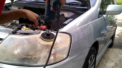 Bolehkah Mika Lampu Mobil Dipoles Berkali-Kali? Ini Jawabannya