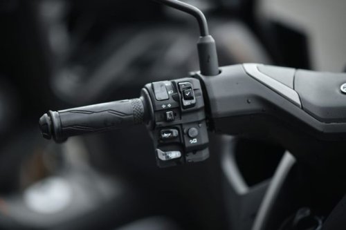 Touring, Yamaha, Touring Makin Ngacir, Gini Cara Pakai Fitur Y-Shift Yamaha NMAX Turbo