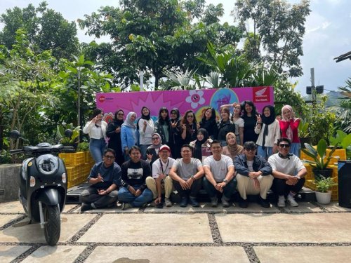 Semarak Scoopy Velocreativity di Bandung, Lady Bikers Diajak Berkegiatan Positif