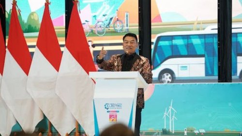 Dimeriahkan Ratusan Merek, Pameran PEVS 2025 Resmi Dibuka Dengan Harga Tiket Semurah Ini