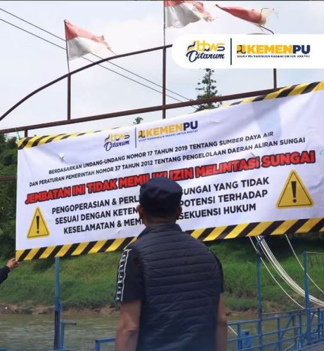 Bisnis Jembatan Beromzet Rp 20 Juta Per Hari Haji Endang Diusik, Terancam Ditutup Setelah 15 Tahun