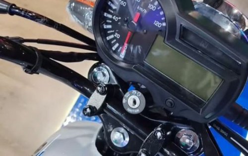 Motor Baru Suzuki Ini Mirip Keluaran Tahun 1990-an, Tapi Fiturnya Sudah Canggih