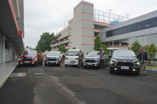 Mitsubishi, Mitsubishi Xpander, Mitsubishi Xpander Cross, Mitsubishi Kasih Cuma-cuma 10 Mobil ke SMK Jurusan TKR, Xpander, Xpander Cross dan L100 EV