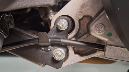 Bukan Cuma Sok Bocor, Komponen Ini Aus Bikin Roda Belakang Motor Matic Goyang