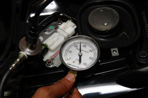 Lebih Akurat, Begini Cara Periksa Kondisi Fuel Pump Motor Injeksi