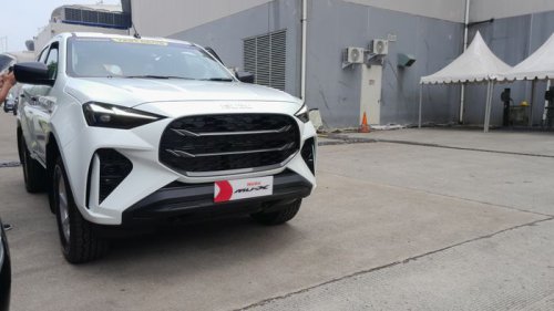 Isuzu, Isuzu MU-X, Jarang Dilirik Orang, Ternyata Isuzu New MU-X 4 WD Senyaman Ini