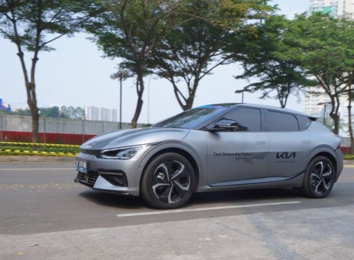 Kia, Kia EV6, Tak Mau Ketinggalan Tren Mobil Listrik, KIA Boyong EV9 dan EV6 GT-Line ke GIIAS 2025
