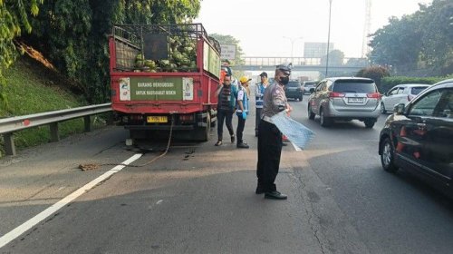Terseret 6 KM, Truk Elpiji Tabrak Tronton, Begini Awal Kejadiannya
