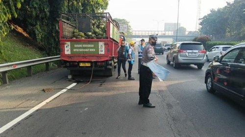 Terseret 6 KM, Truk Elpiji Tabrak Tronton, Begini Awal Kejadiannya