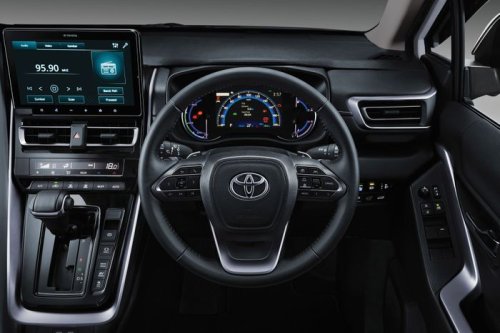 Toyota, Toyota Kijang Innova Zenix, Toyota Innova, Toyota Kijang Innova Zenix Dapat Ubahan, Harga Ternyata Masih Segini
