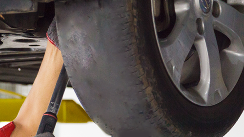 Gara-gara Setelan Komponen Ini Berubah Ban Mobil Bisa Botak Sebelah