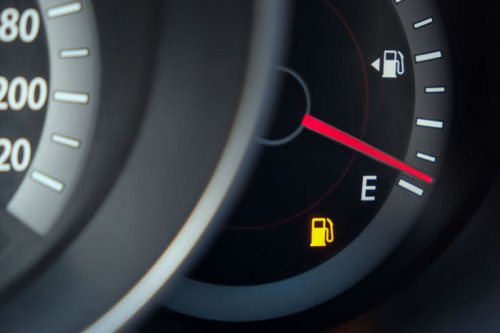 Bukan Cuma Akibat Banjir, Ini Penyebab Ada Air di Dalam Tangki Motor