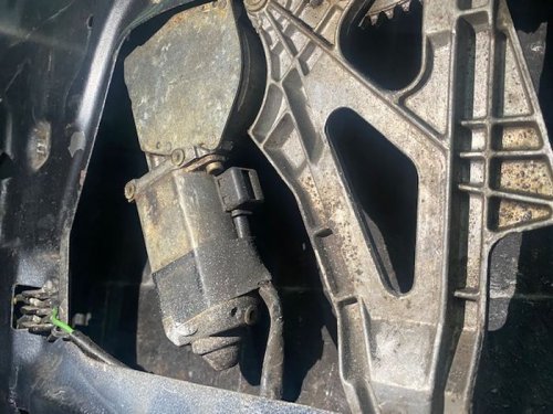Biaya Ganti Dinamo Power Window Kijang Innova, Pintu Supir Beda Harga
