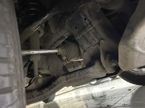 Ini Bagian-bagian di Mobil Yang Sering Terserang Karat di Musim Hujan