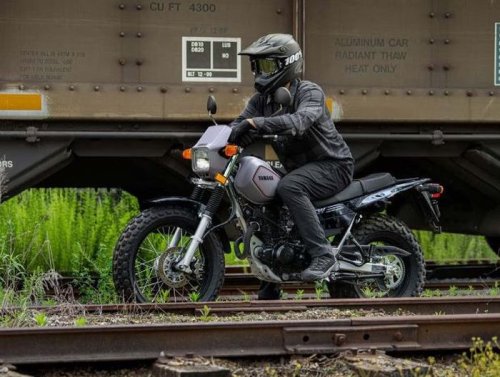 Yamaha, Bisa Jalan 231 KM Sekali Full Tank, Motor Dual Purpose Baru Yamaha Ini Punya Nuansa Retro