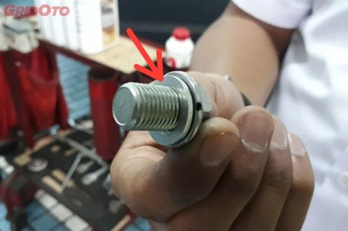 Sepele, Alasan Gasket Baut Pembuangan Oli Mesin Wajib Ganti Baru
