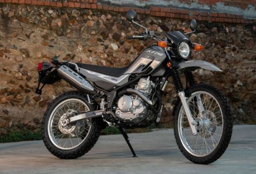 Punya Aura Motor Trail Jadul, Yamaha XT250 Model 2025 Bisa Jalan 264 KM Sekali Full Tank
