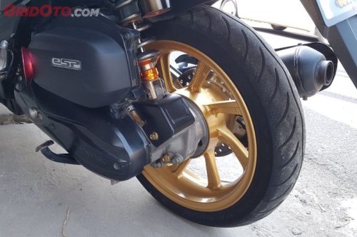 Bukan Cuma Sok Bocor, Komponen Ini Aus Bikin Roda Belakang Motor Matic Goyang