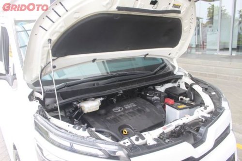 Buka Kap Mesin Mobil Saat Istirahat Di Rest Area, Apakah Perlu?