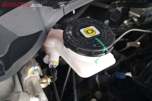 Ini Sebabnya Mengganti Minyak Rem Mobil Wajib Pakai DOT Yang Sama