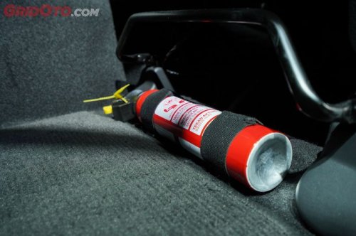 Khawatir Kebakaran, Tabung APAR Powder Untuk Mobil Harganya Segini