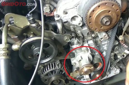Mesti Tahu, Ini Fungsi Water Pump pada Sistem Radiator Mobil!