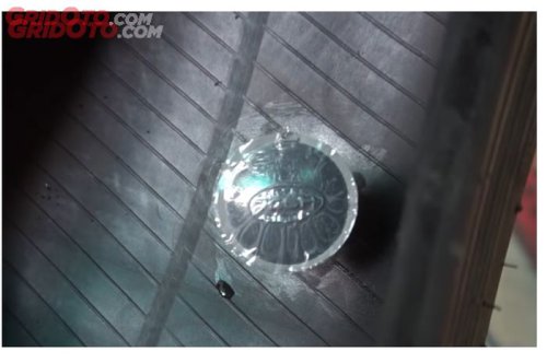 Jangan Main Tusuk, Tambal Ban Tubeless Motor Metode Ini Lebih Aman