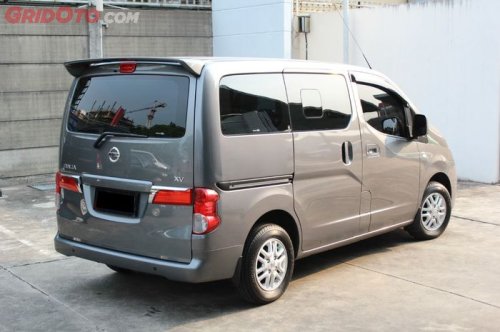 Bisa Muat Banyak Nissan Evalia di April 2025 Harganya Tinggal Segini