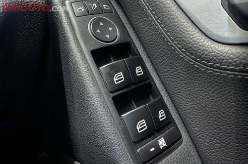 Tiga Penyebab Power Window di Mobil Bekas Tiba-tiba Gak Bisa Naik Turun