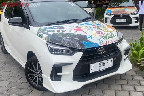 Cara Merawat Pengunci Kap Mesin Mobil Menggunakan Penetran dan Gemuk