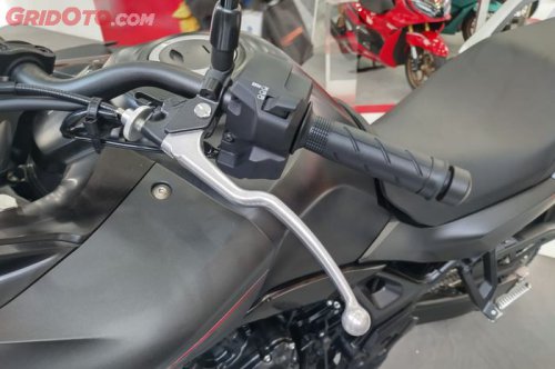 Oper Gigi Motor Tanpa Tarik Kopling Bisa Merusak Mesin?