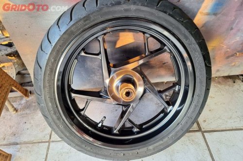 Baru Tahu, Ternyata  Cairan Anti Bocor Bikin Pelek Motor Susah Dicat
