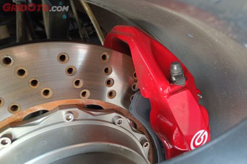 Selain Bikin Pakem, Ini Manfaat Lain Bersihkan Kampas Rem Mobil Secara berkala