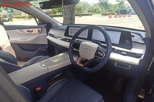 Kabin Mobil Bekas Bau Rokok? Atasi dengan Cara Seperti Ini Gaes