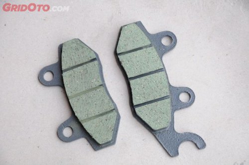 Bikin Kurang Gigit, Kampas Rem Motor Haram Terkena Cairan Ini