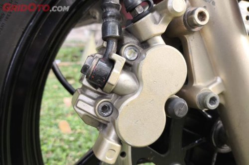Ternyata Ini Penyebab Kampas Rem Motor Habis Cuma Sebelah, Simak