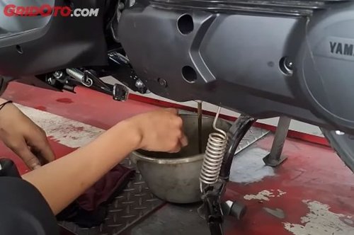 Pakai Ring Piston Ini, Oli Mesin Motor Diklaim Gak Gampang Kurang
