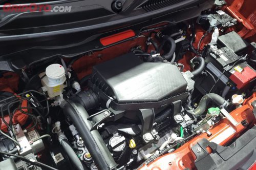 Mesin Mobil Overheat Parah Bisa Bikin Turun Mesin, Ini Penjelasannya