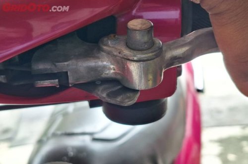 Biar Nggak Ribet, Yamaha Mio Bisa Pasang Parking Brake Lock Punya Adiknya