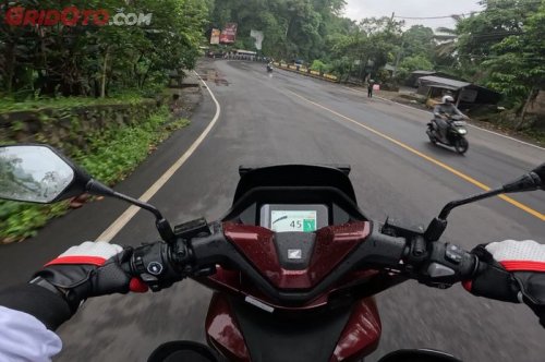 Ternyata Ini Biang Keladi Setang Motor Terasa Berat Saat Belok