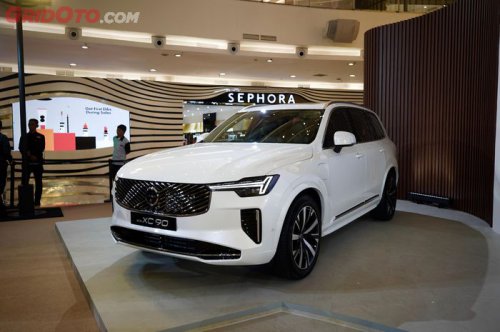Jangan Ketipu Tampang Kalem, Performa Volvo XC90 Bisa Sebuas Ini