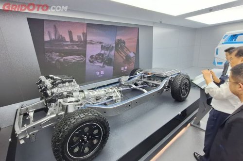 GWM Resmi Kenalkan Sistem Hybrid AWD Buat Truk di Auto Shanghai 2025