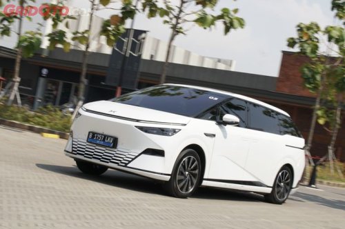 Kenyamanan Jok Baris Kedua XPENG X9, Terasa Lagi Di Rumah Nenek