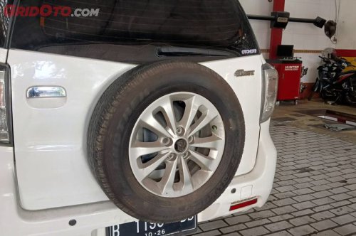 Cara Mudah Merawat Ban Serep Mobil, Ternyata Gampang Banget Gaes