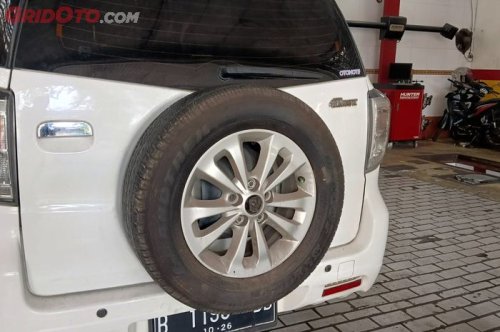 Cara Mudah Merawat Ban Serep Mobil, Ternyata Gampang Banget Gaes