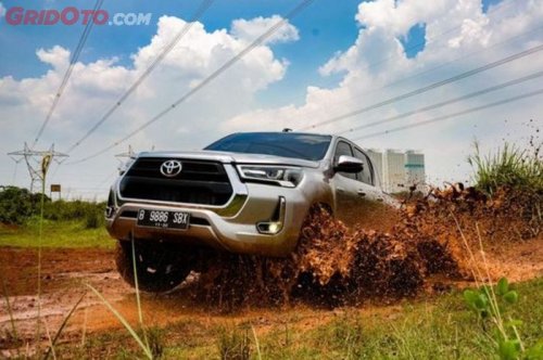 Toyota, Toyota Hilux, Minat Toyota Hilux Double Cabin, Segini Harga Barunya per Juni 2025